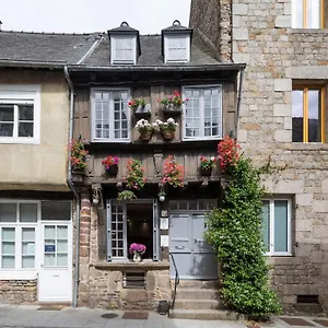 La Belle A Colombage Dinan