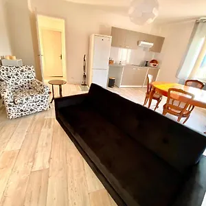 Renove 80 M2 Foix