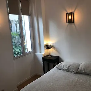 loft-de-2-chambres-5-minutes-de-la-tour-eiffel.fr-paris.fr/